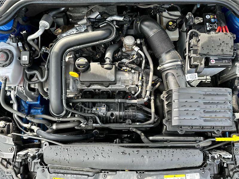 Škoda Scala 1,0 TSI / 85 kW Selection, Taž - fotka 21 z 22