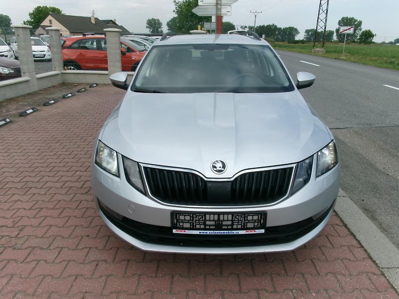 Škoda Octavia (2019) 2,0TDI 4x4 DSG AC - fotka 2 z 32