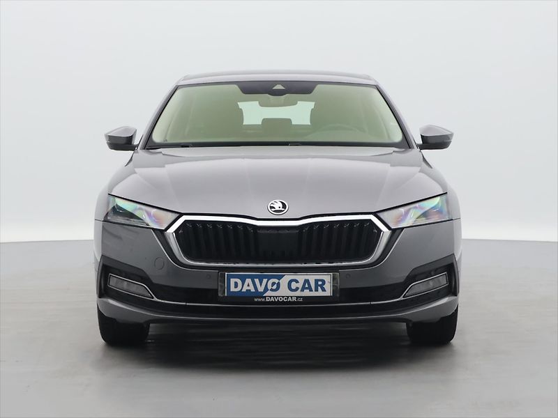 Škoda Octavia 1,5 e-TEC DSG CZ Style Matrix - fotka 2 z 31