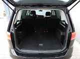 Volkswagen Touran 2,0 TDi Highline Navi - náhled 7