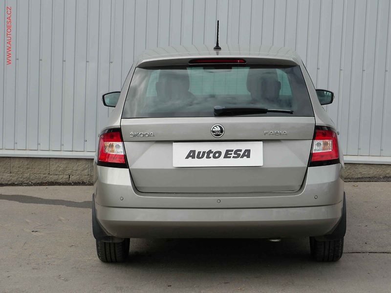 Škoda Fabia (2015) 1.4 TDi, ČR, Style - fotka 5 z 23