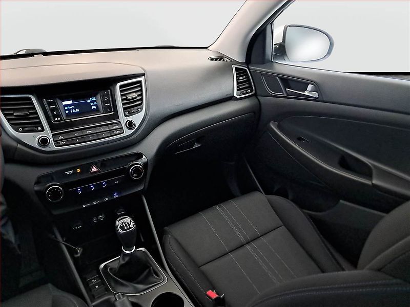 Hyundai Tucson (2017) 1.6 GDI, Serv.kniha - fotka 8 z 16