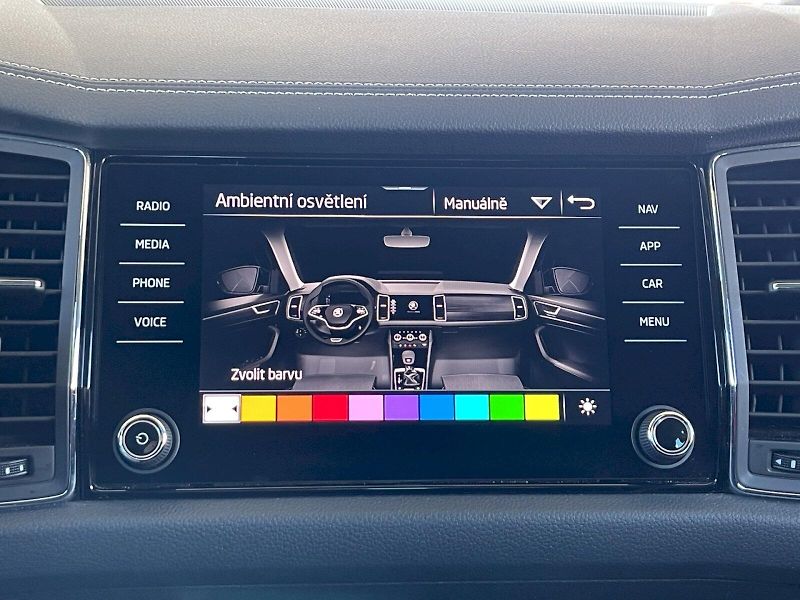Škoda Kodiaq (2024) 2.0 TDI 147 kW L&K 4x4 DSG - fotka 19 z 35
