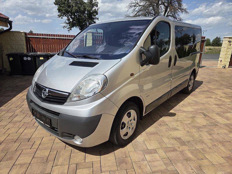 Opel Vivaro (2011) 2.0CDTI 84Kw  9-Míst - fotografie inzerátu