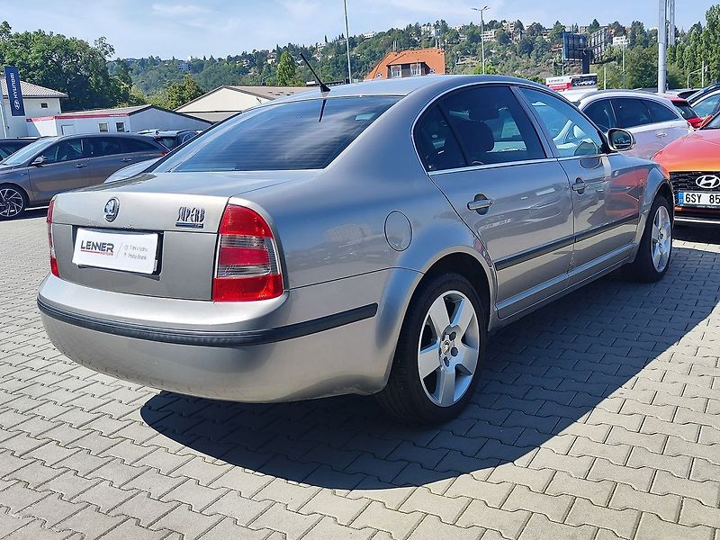 Škoda Superb 2.0 TDI/103kW Comfort - fotka 5 z 24