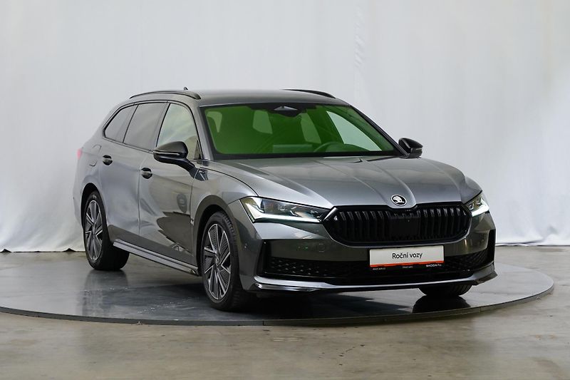 Škoda Superb - fotka 8 z 28
