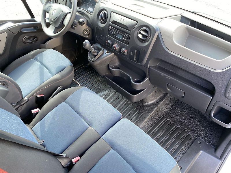 Renault Master (2016) 2.3 TDI - fotka 8 z 19