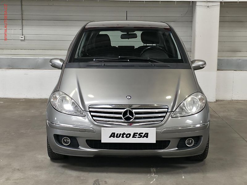 Mercedes-Benz Třídy A (2005) 1.7i, AC, STK4/28 - fotka 2 z 15