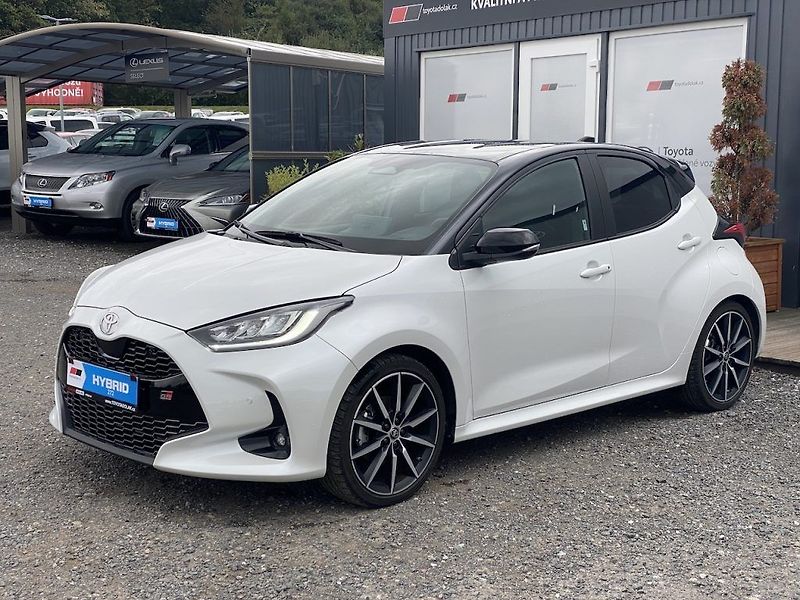 Toyota Yaris 1.5HEV 130, ČR, GR Sport, DPH - fotka 4 z 18