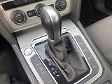 Volkswagen Passat (2016) 1.6 TDi, DSG, navi, AC - náhled 17