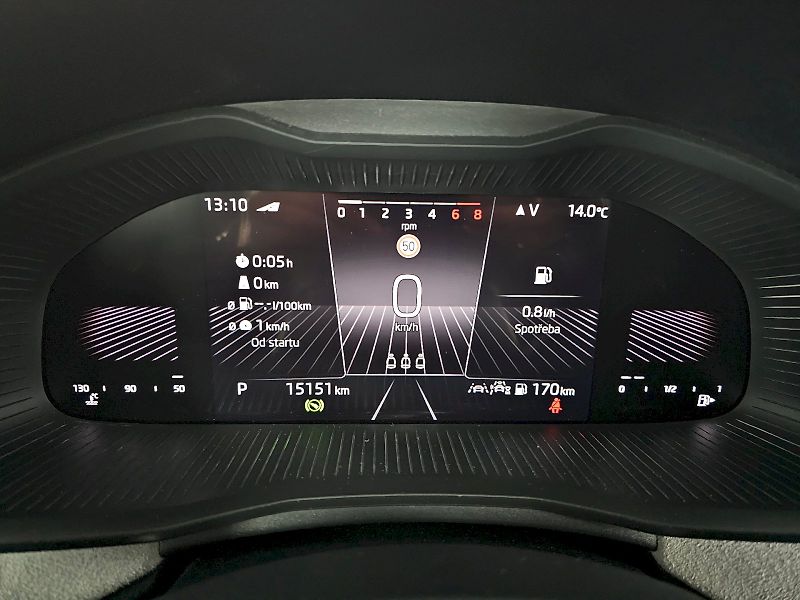 Škoda Kamiq (2025) 1.0TSI 85kW TOP Selection DSG - fotka 11 z 33