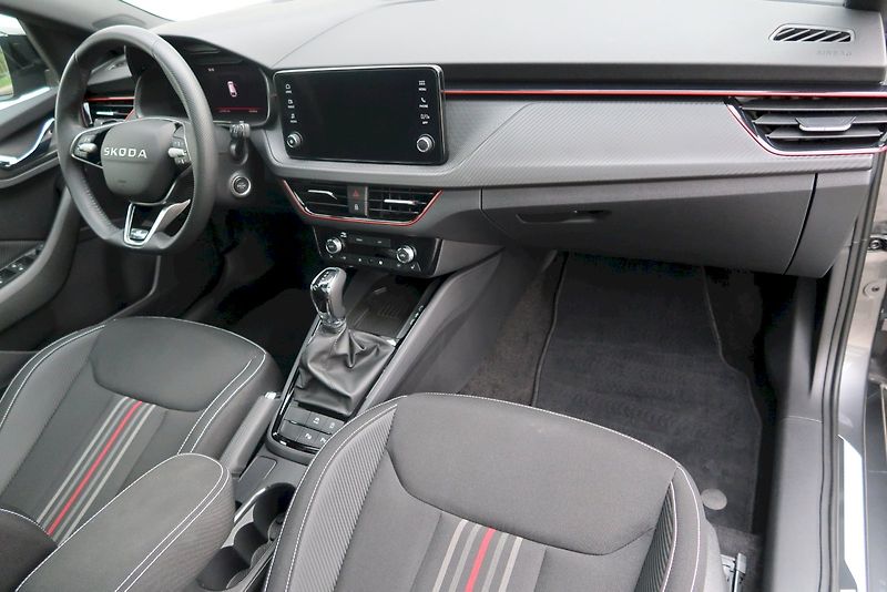 Škoda Scala (2025) MC 1.0 TSI 85 kW DSG - fotka 17 z 28