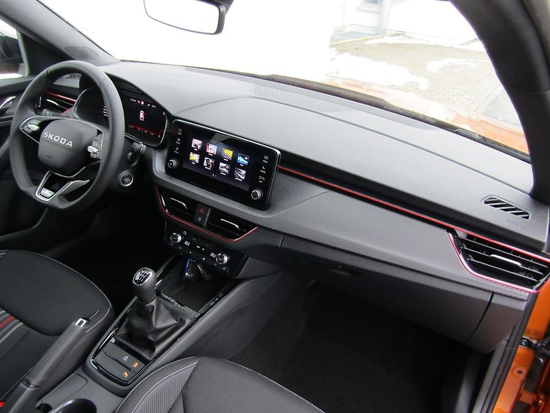 Škoda Kamiq (2026) Monte Carlo 1.0 TSI 85 kW - fotka 19 z 30