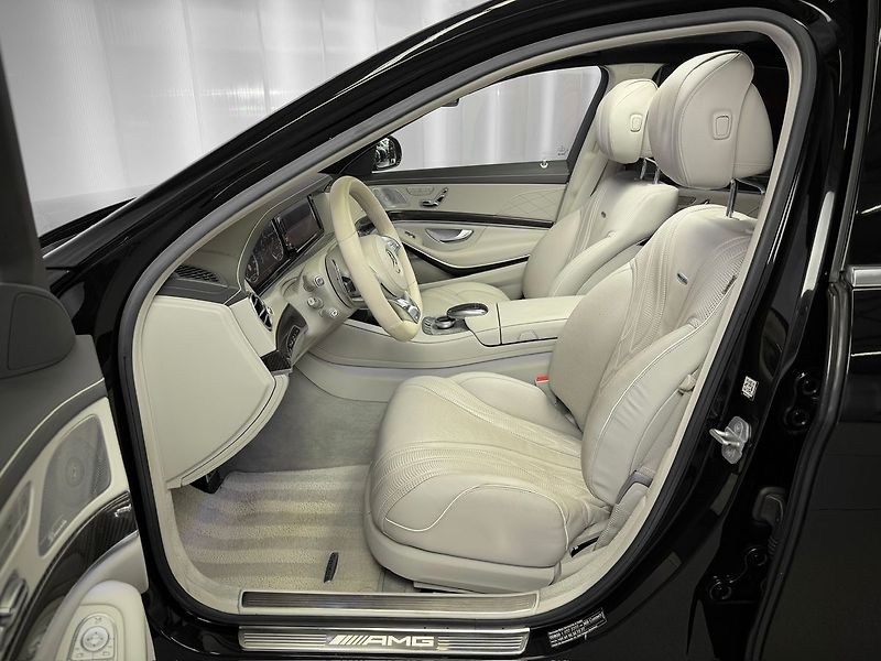 Mercedes-Benz Třídy S V8 4MATIC LONG, WEBASTO, PANOR - fotka 11 z 31