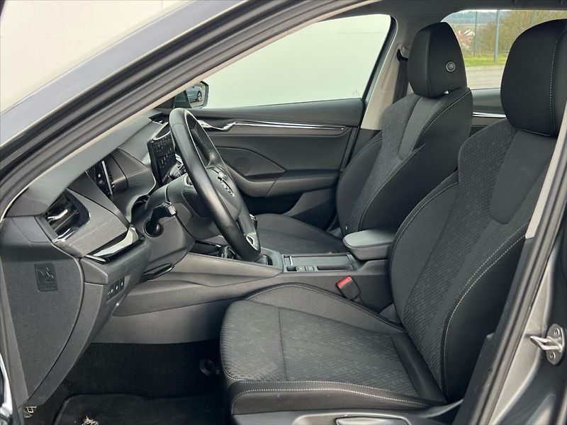 Škoda Octavia 1,5 TSi 110 kW STYLE  IV. - fotka 11 z 25