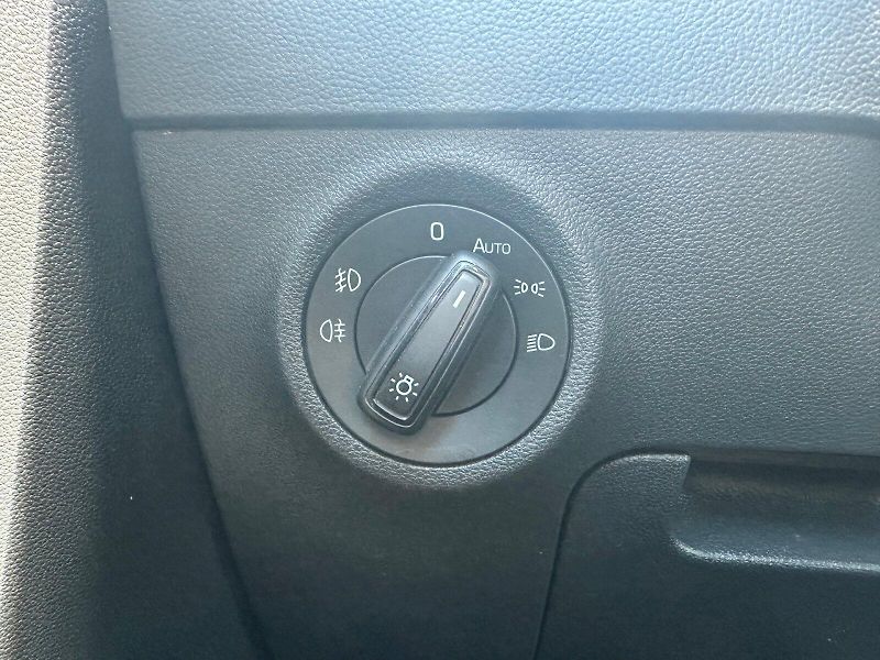 Škoda Karoq (2023) 2.0 TDI 85kW Ambition DSG - fotka 8 z 26
