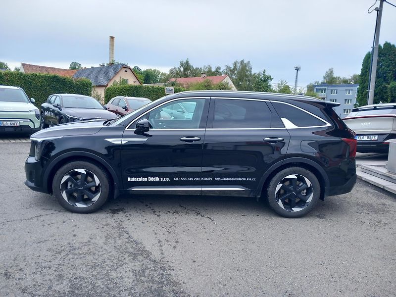Kia Sorento (2025) 5P HEV 1,6 T-GDi GPF  - fotka 3 z 12