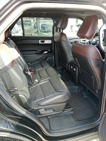 Ford Explorer 3,0 V6 EcoBoost PHEV  PLATINUM - fotka 18 z 19