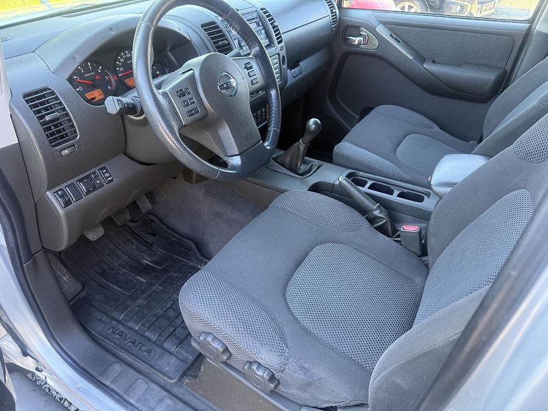 Nissan Navara 2,5dCi 4x4 Tažné - fotka 8 z 18