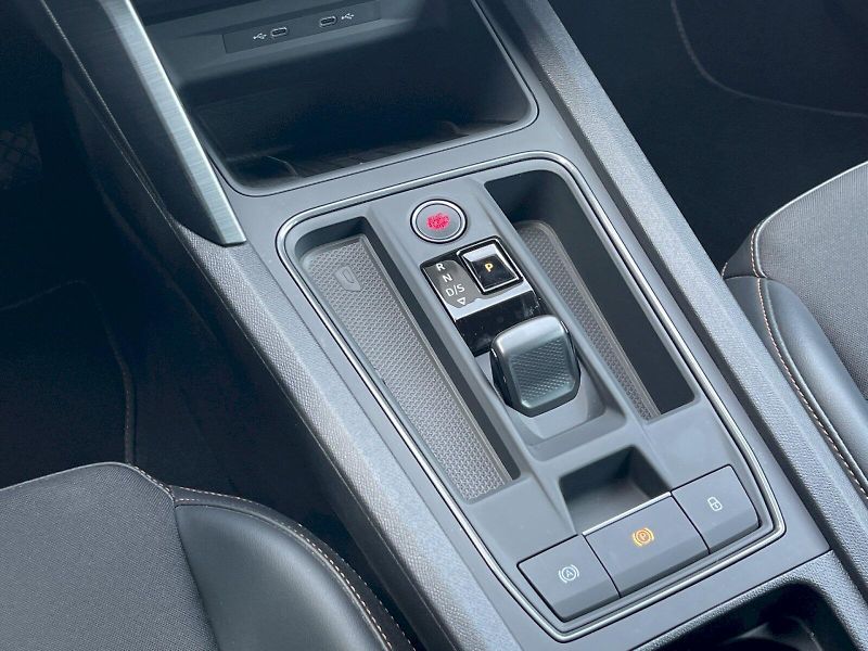 Cupra Formentor (2023) 1.5 TSI 110 kW DSG Basis - fotka 10 z 35