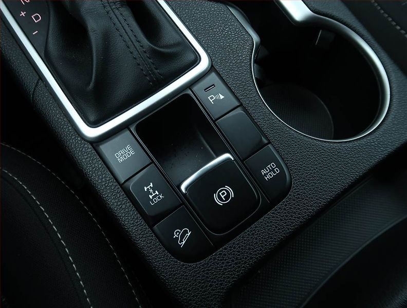 Kia Sportage (2019) 1.6 CRDi, 4X4, Automat, ČR - fotka 19 z 26