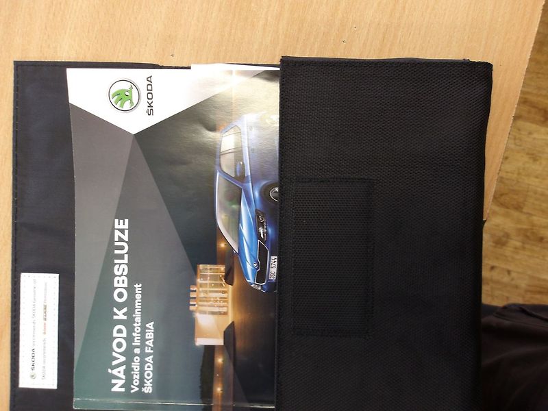 Škoda Fabia 1,0TSi  ČR 2x KLOLA ! - fotka 34 z 35