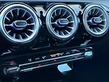 Mercedes-Benz Třídy A A 200 d AMG Style Edition - náhled 30