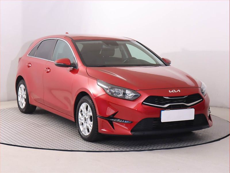 Kia Ceed (2022) 1.0 T-GDI, Serv.kniha - fotografie inzerátu