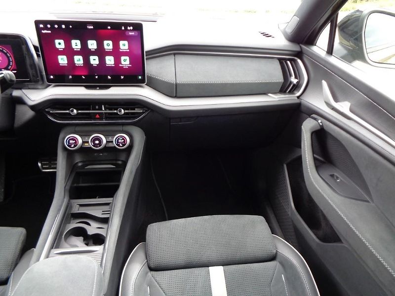 Škoda Kodiaq 2.0 TDI 7DSG SPORTLINE 4x4 142 - fotka 23 z 30