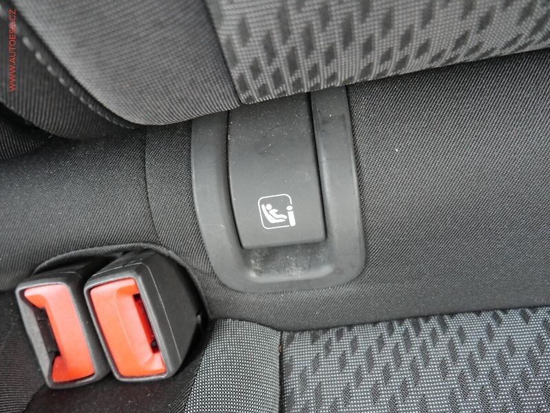 Škoda Octavia (2021) 2.0 TDi, ČR, Style, LED, navi - fotka 17 z 17