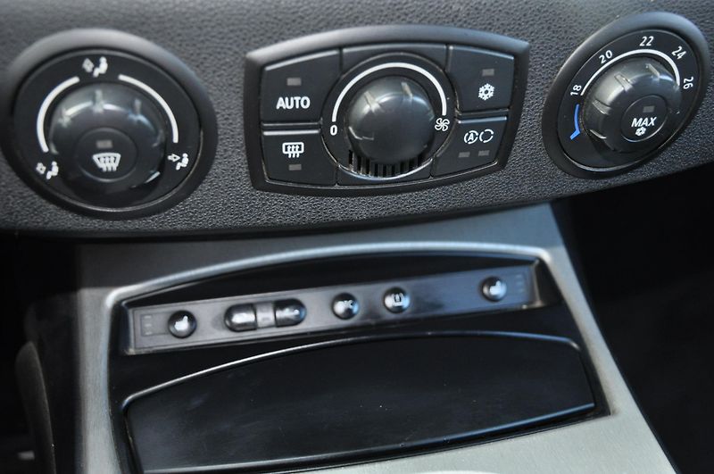 BMW Z4 2.0i 110kW - fotka 13 z 13