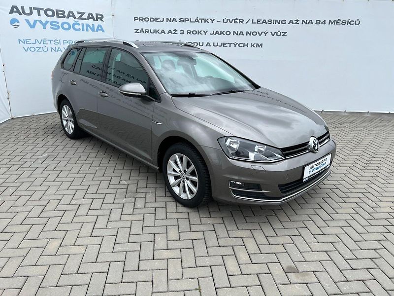Volkswagen Golf Variant (2016) 1.2TSi LOUNGE Edition - fotka 3 z 33