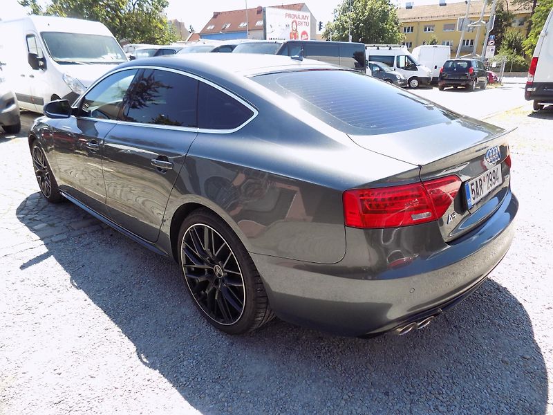 Audi A5 2,0 TDI S-LINE, ALCANTARA, TOP - fotka 14 z 50