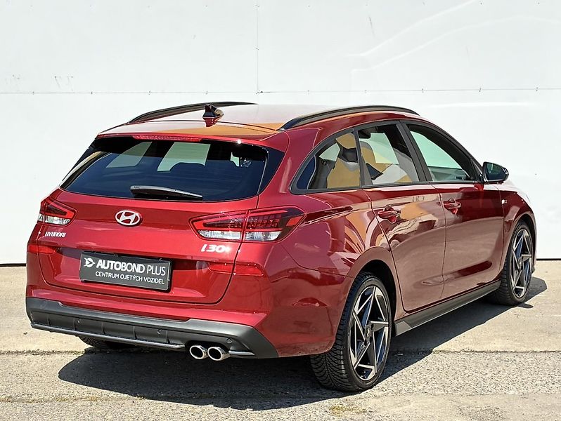 Hyundai i30 1.5 T-GDI 103kW DCT N-Line - fotka 2 z 19