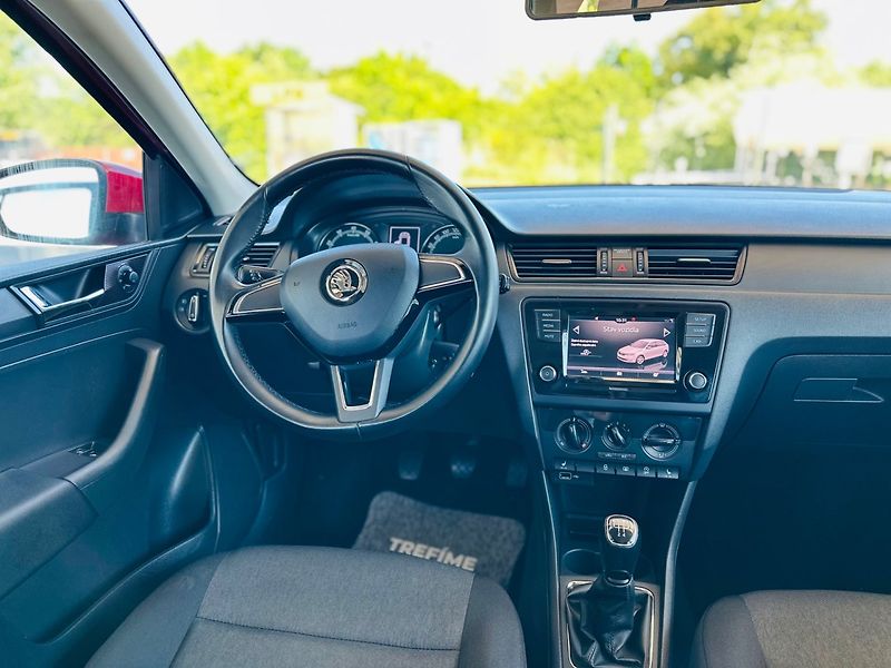 Škoda Rapid (2018) 1.0TSi GARANCE KM - fotka 7 z 11