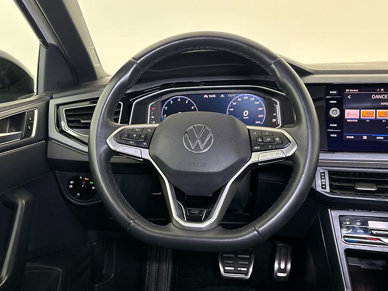 Volkswagen Taigo R-Line DSG - fotka 18 z 29
