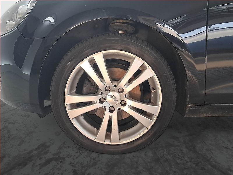 Volkswagen Golf (2009) 1.4 TSI, Park. senzory - fotka 14 z 15