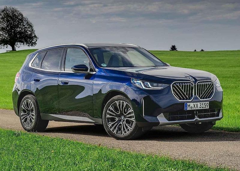 Anketa Auto roku 2025 dospěla do fáze výběru nejlepšího vozu z pěti finalistů