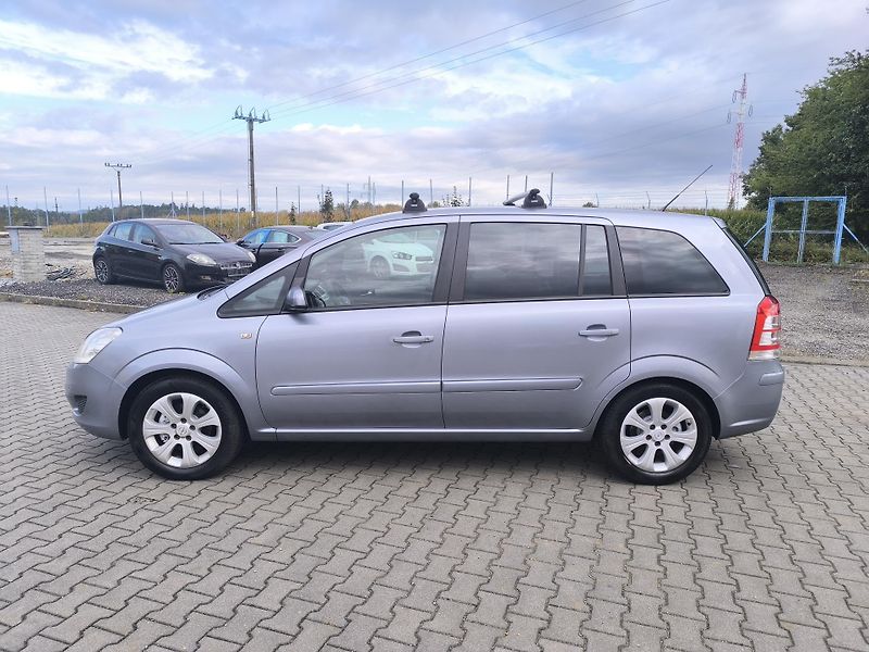 Opel Zafira (2008) 1.8  7MÍST,DOLOŽENÉ KM,SERVIS - fotka 2 z 36