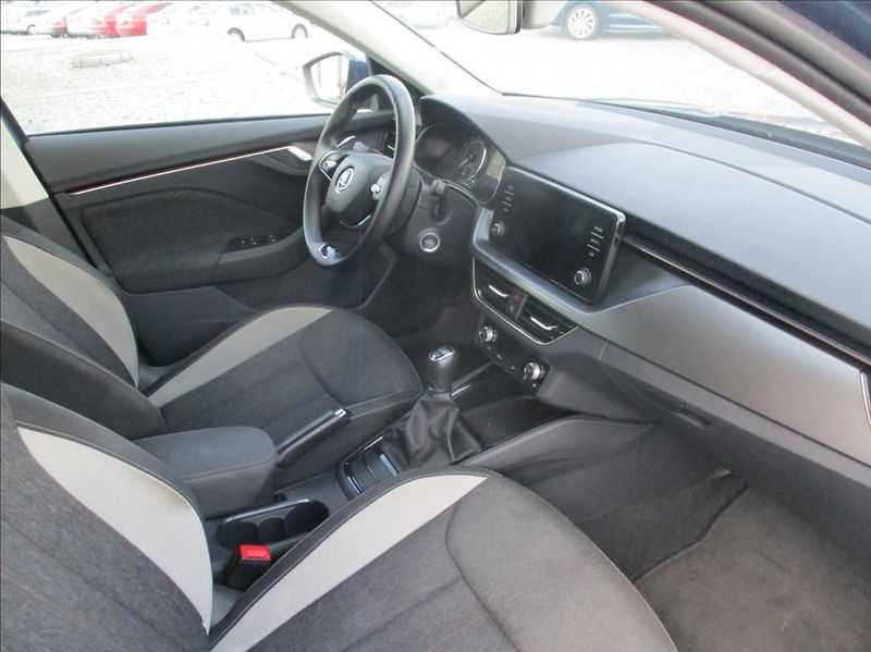 Škoda Kamiq 1,0 TSi, Style,klima,servis,CZ - fotka 9 z 42