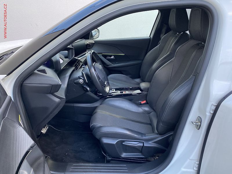 Peugeot 2008 (2020) 1.5 HDi, GT Line, AT - fotka 9 z 18