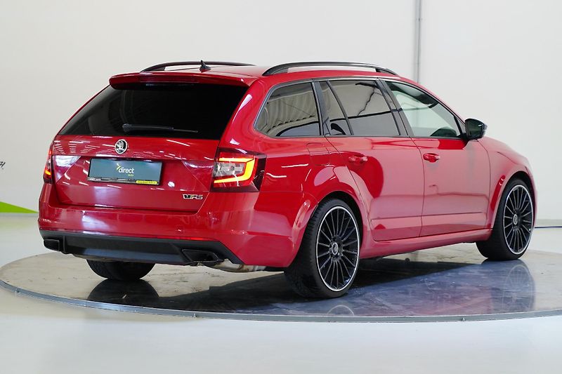 Škoda Octavia - fotka 2 z 28
