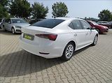 Škoda Octavia 2,0 TDI Style ČR Kamera Výhřev - náhled 10