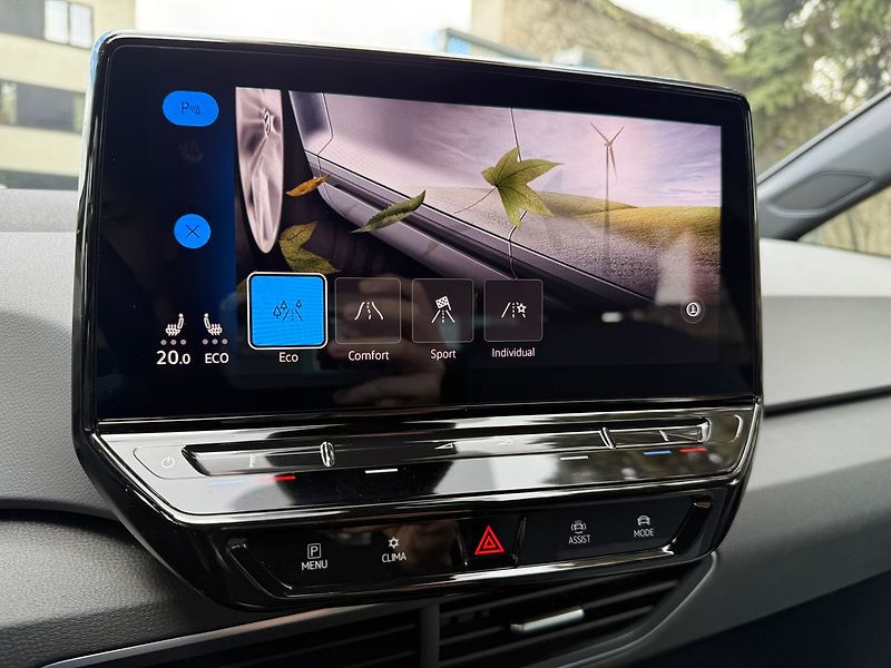 Volkswagen ID.3 PRO Perf. 150kW Kamera 62Kwh - fotka 21 z 37