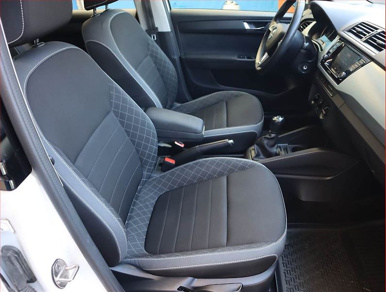 Škoda Fabia (2019) 1.0 TSI, Tempomat - fotka 9 z 20