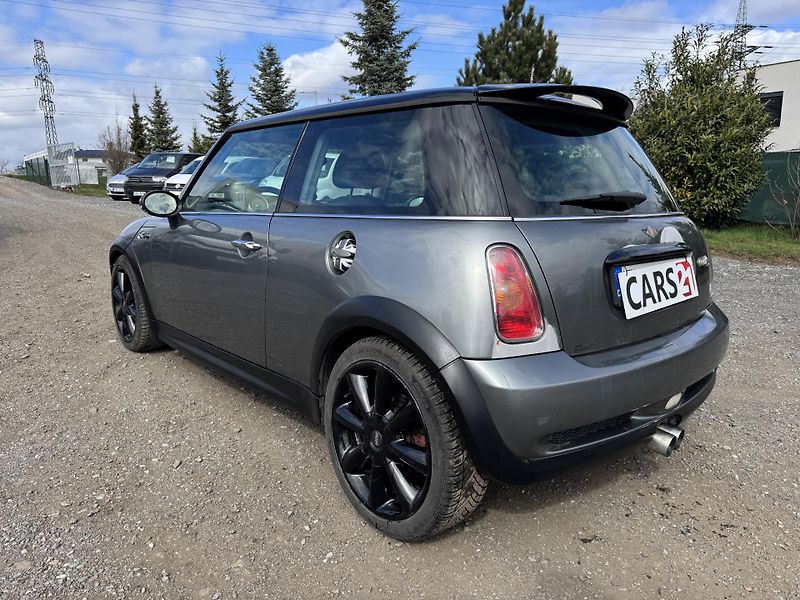 Mini Cooper S 1.6, 120kw, Cooper S - fotka 6 z 28