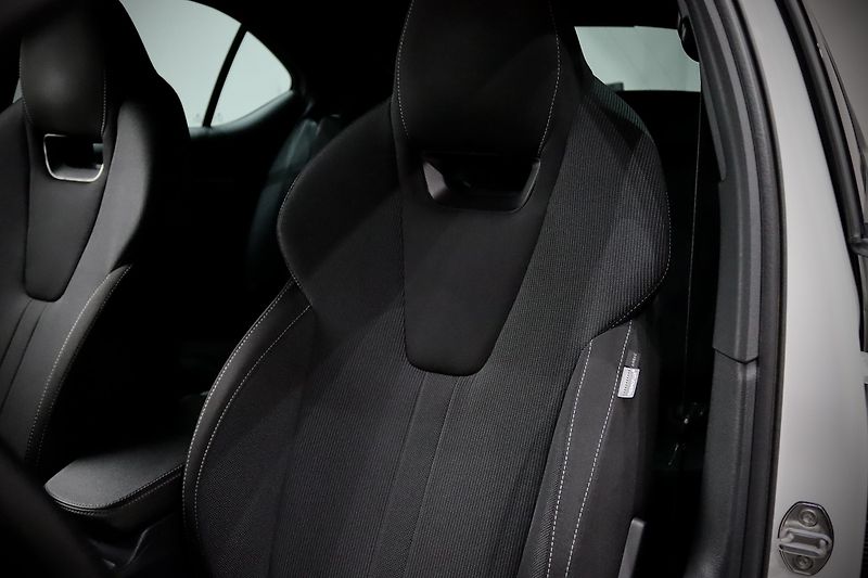 Škoda Octavia 4 2.0 TDI 110 kW DSG - fotka 16 z 45