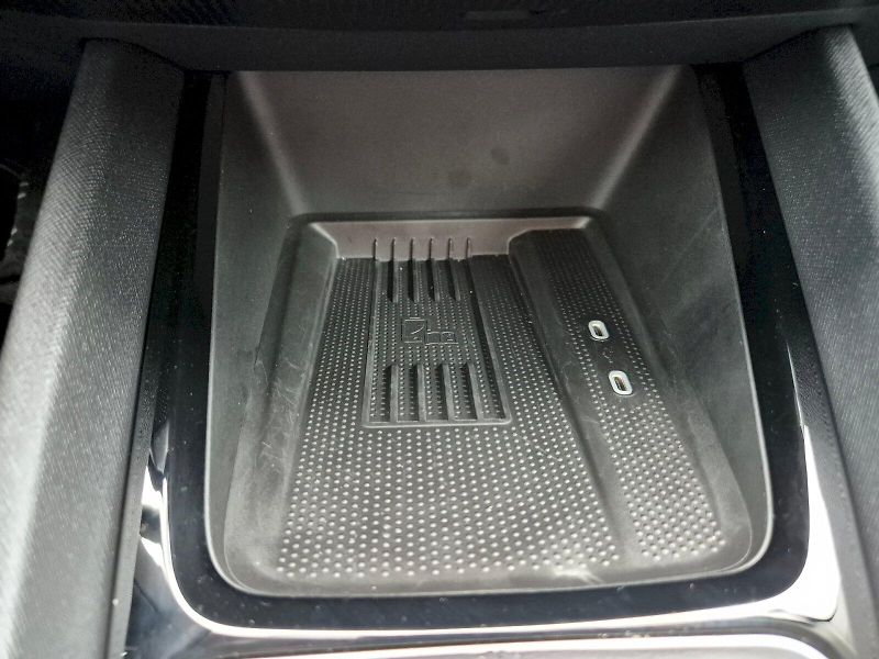 Škoda Octavia (2025) kombi Top Selection 1.5 TSI 11 - fotka 28 z 36