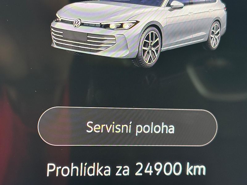 Volkswagen Passat (2025) R-Line DSG masáže MATRIX ACC  - fotka 41 z 57