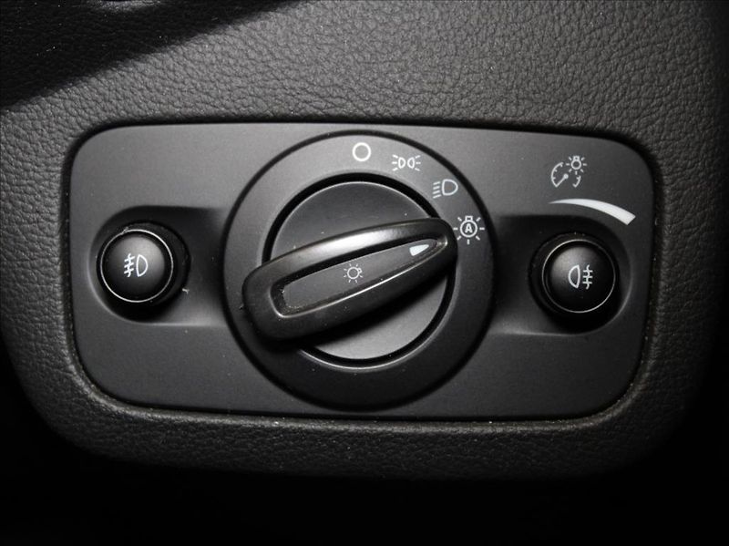 Ford Kuga 2,0 EBlue 132kW AT AWD ST-Line - fotka 17 z 26